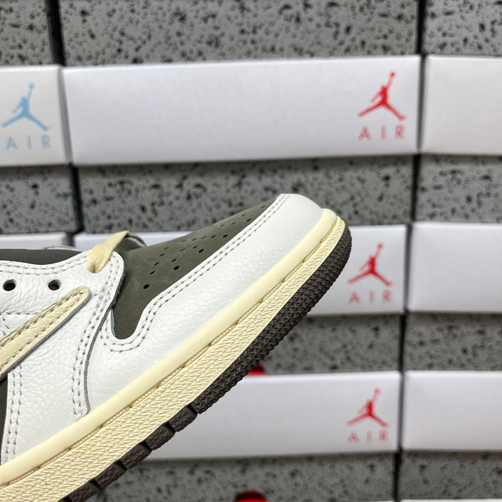 Travis Scott x Air Jordan AJ1 Low OG DM7866-162