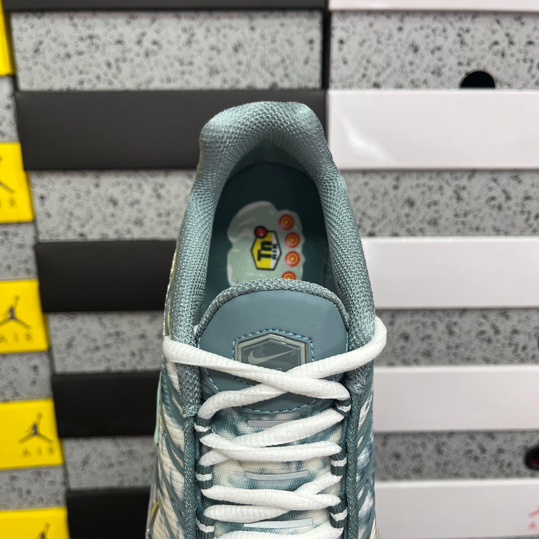 Nike Air Max PLUS TN - FV0394-300