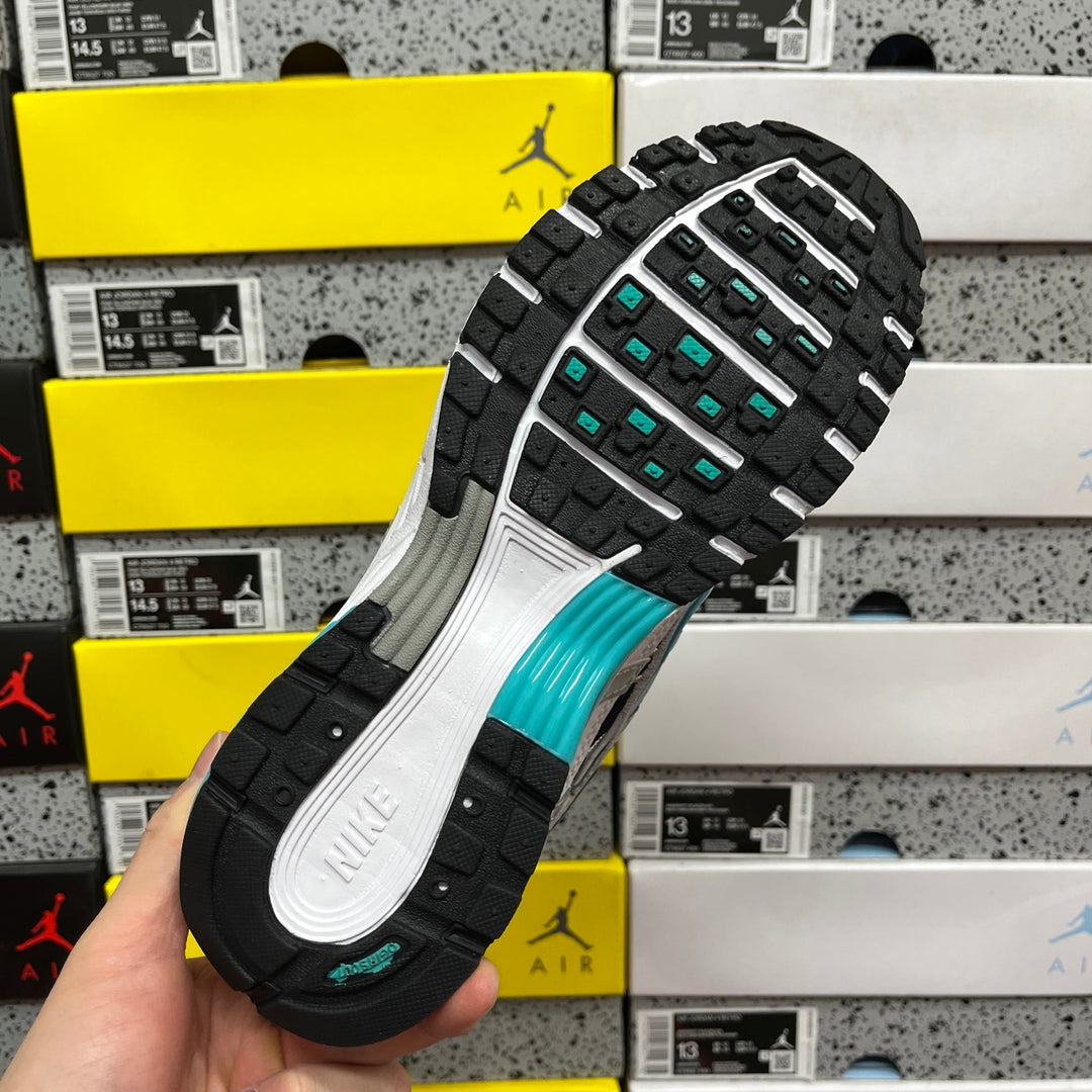 NIKE P-6000 CD6404-103