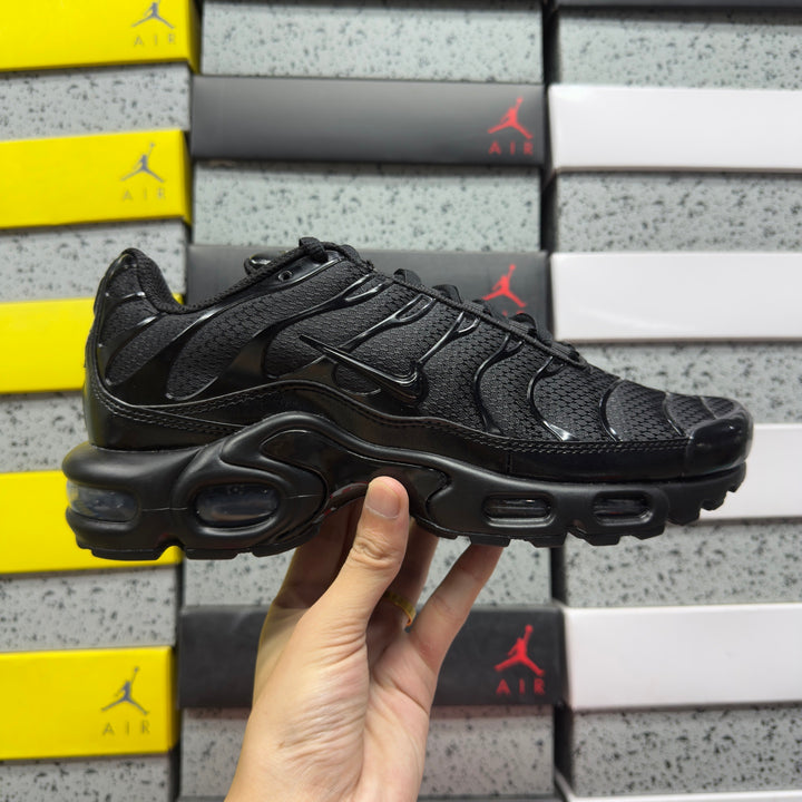 Nike Air Max Plus TN Triple Black - 604133-05