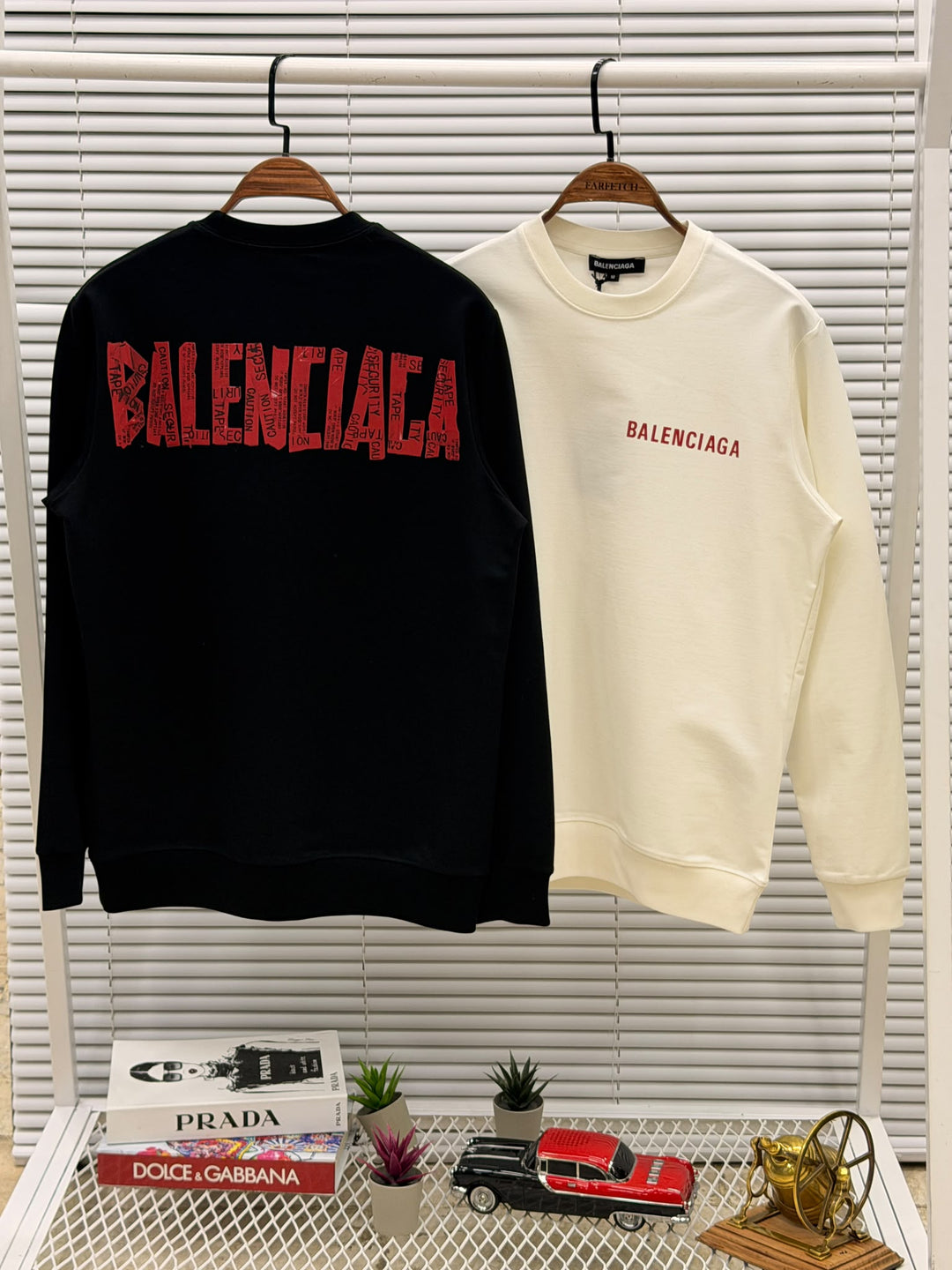 BALENCIAGA SWEATER