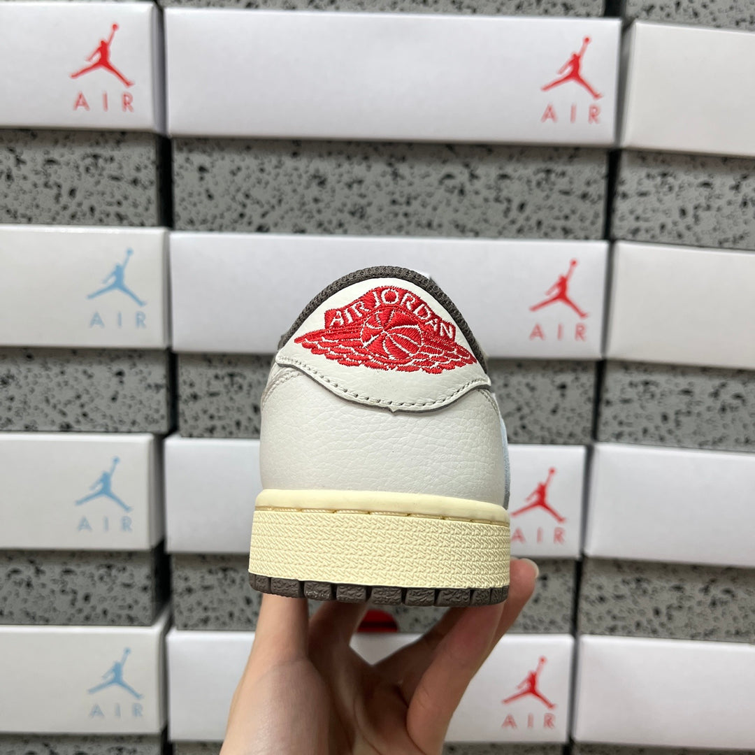Travis Scott x Air Jordan AJ1 Low OG DM7866-162