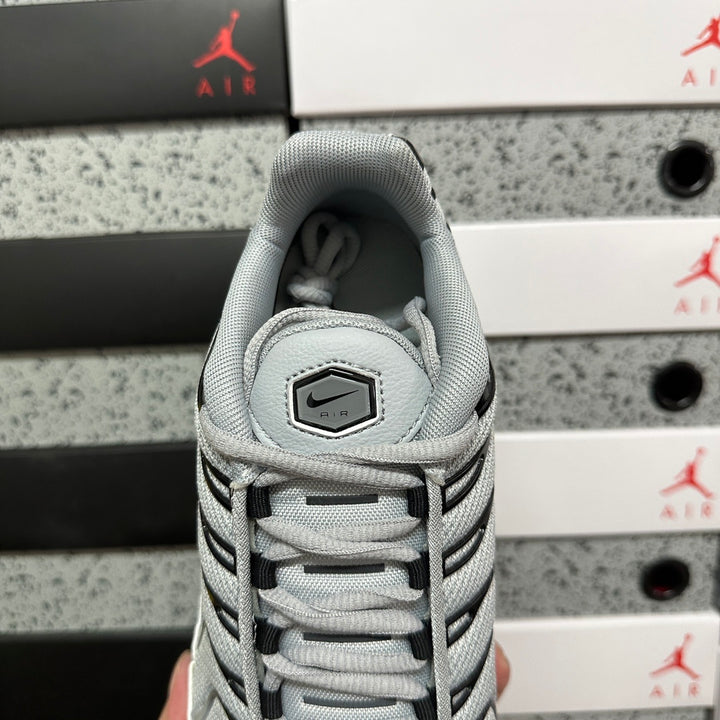 Nike Air Max PLUS TN 852630-021
