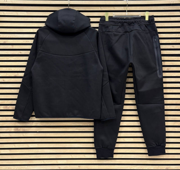 NIKE TECHF LEECE TRACKSUIT SYNA WORLD