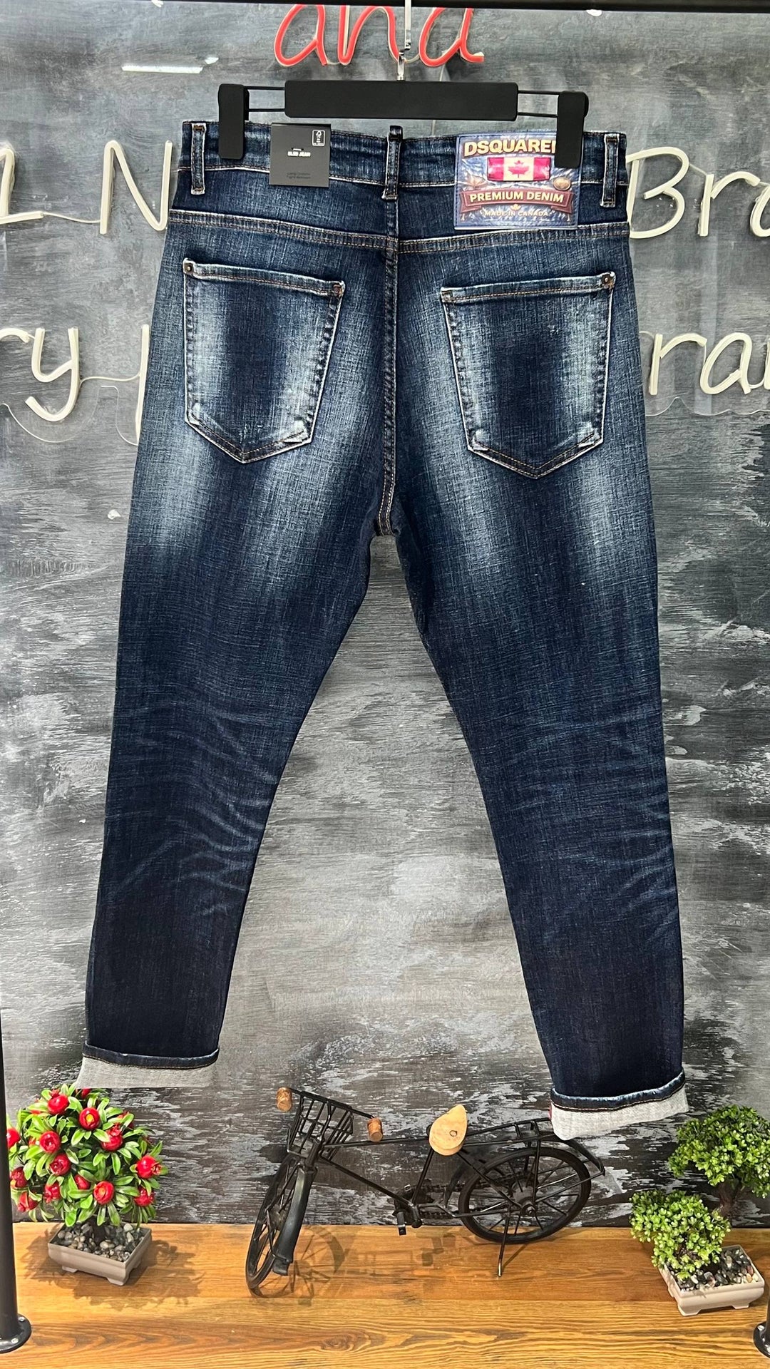 DSQUARED JEAN DS3