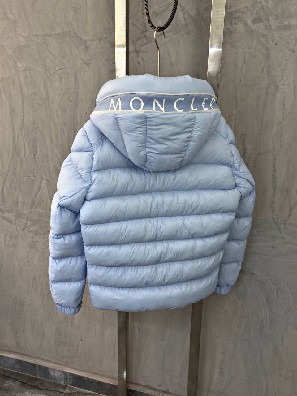MONCLER CARDERE HOODED SHORT DOWN JACKET