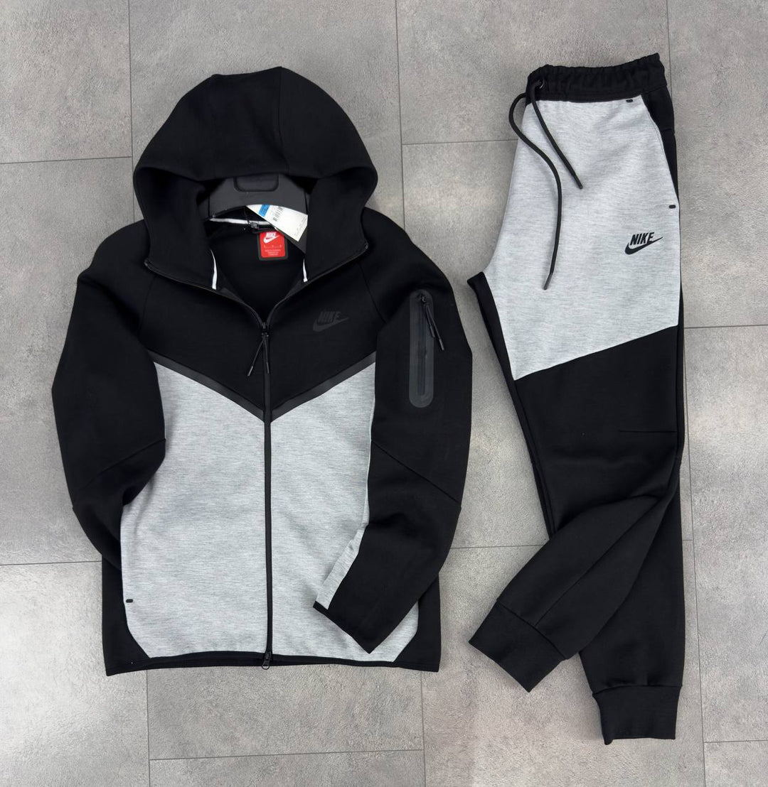 Nike Tech Fleece Tracksuit