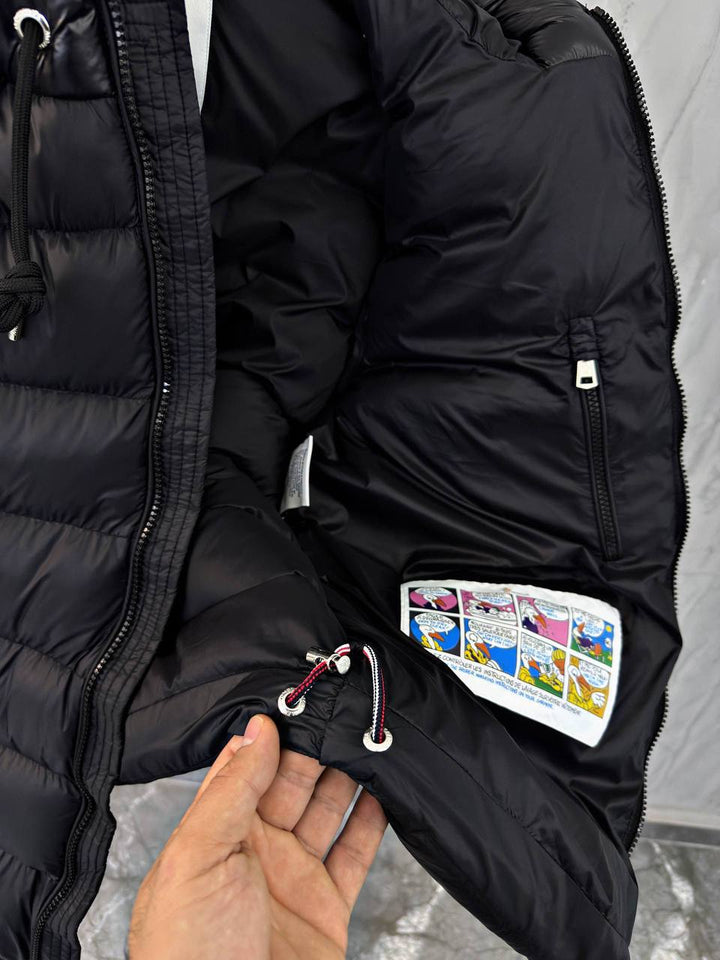 MONCLER CARDERE HOODED SHORT DOWN JACKET